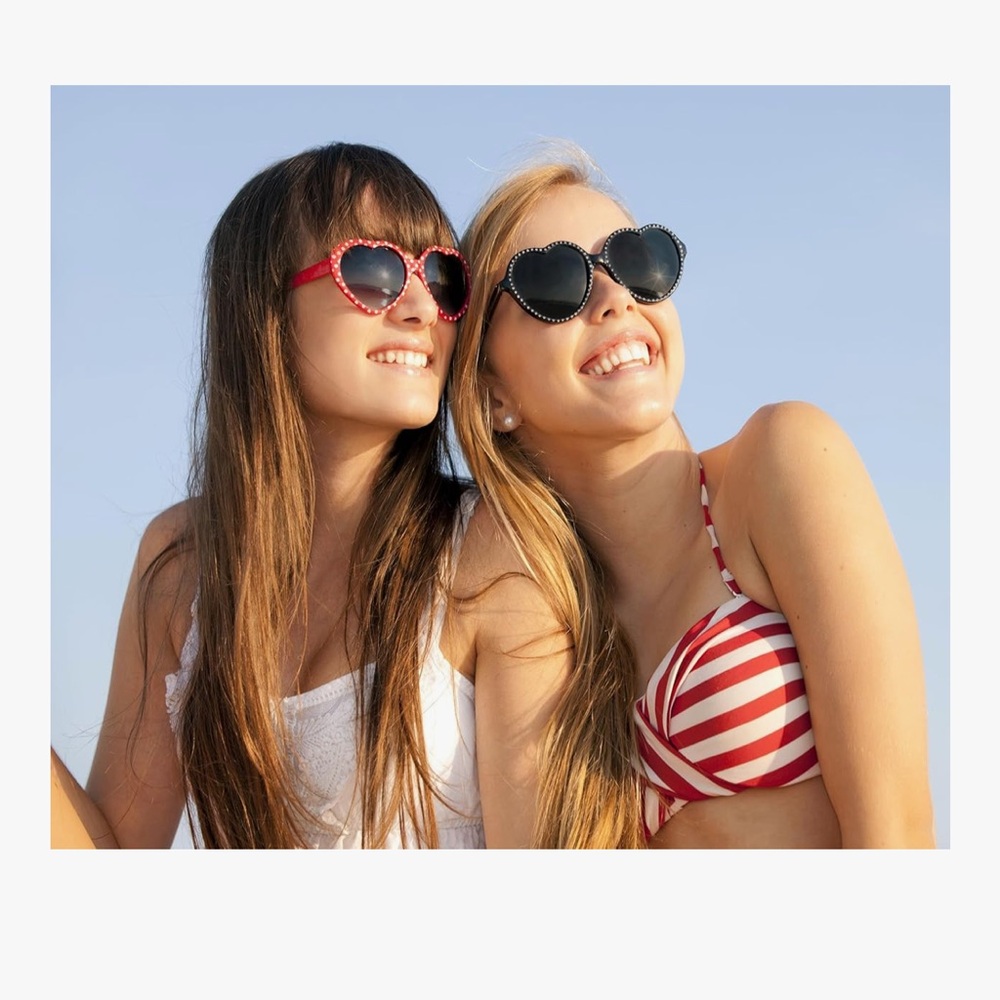 🆕 White Polka Dot Heart Sunglasses - Women Accessories - Picture 4 of 4